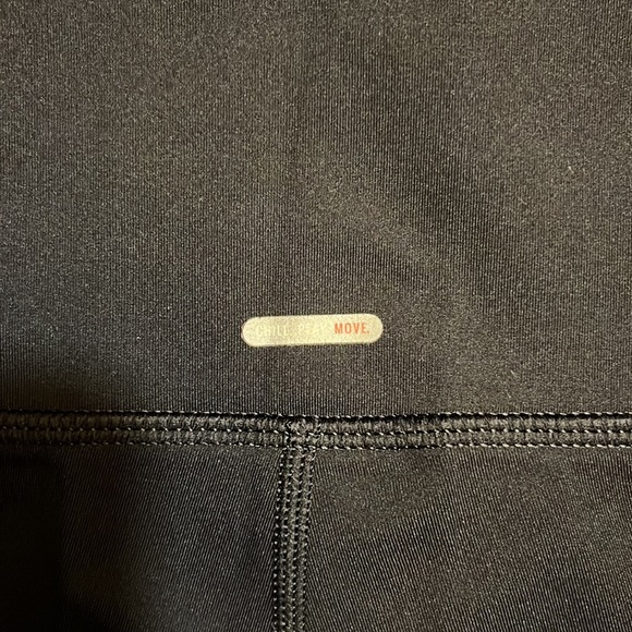 Aerie Biker Shorts - Picture 3 of 4